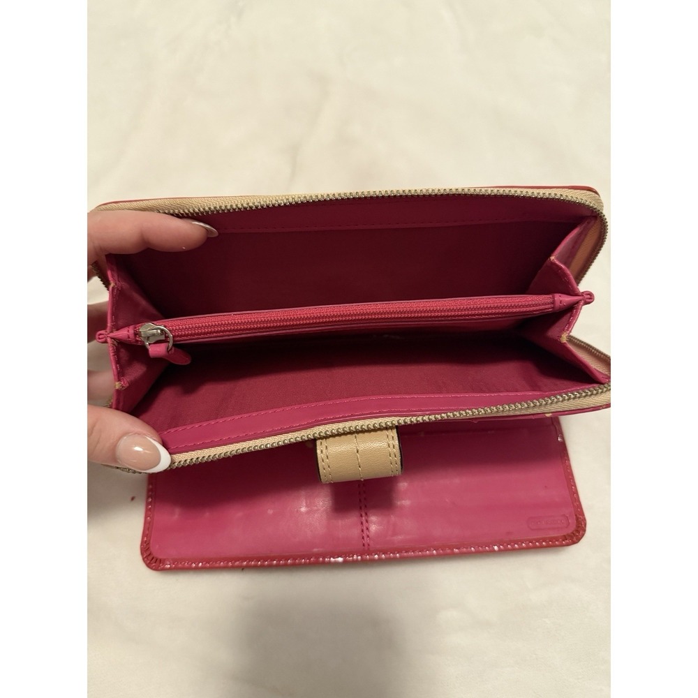 Coach patent leather tote bag in mulberry pink with tan leather trim w wallet - Picture 6 of 6